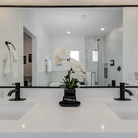 Urban Luxe Getaway 4 Mins To Dt Newly Built Home Houston Exterior photo