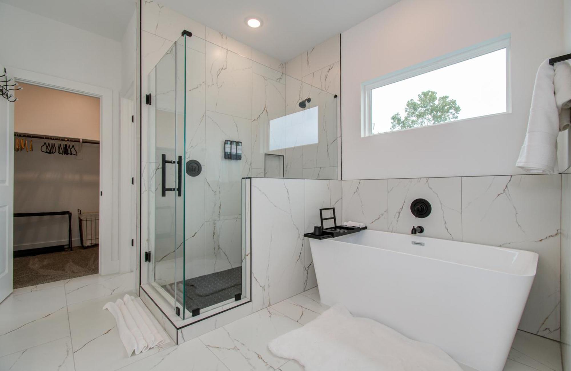Urban Luxe Getaway 4 Mins To Dt Newly Built Ferienhaus Houston