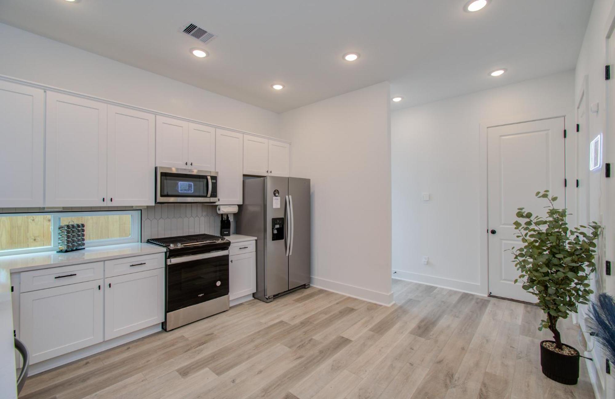 Ferienhaus Urban Luxe Getaway 4 Mins To Dt Newly Built